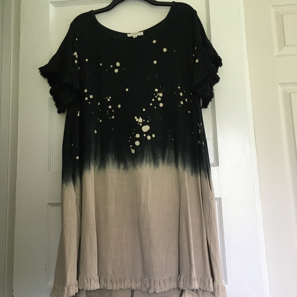 This dress is unusually cute!! NNW! Wear with leggings or not.